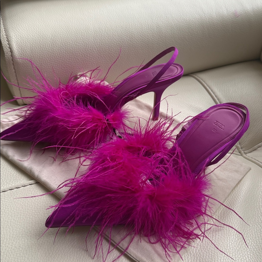 Zara Satin‎ Slingback Pumps Pointed Toe Feather Heels